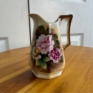 Enesco E3314 floral roses creamer pitcher‎